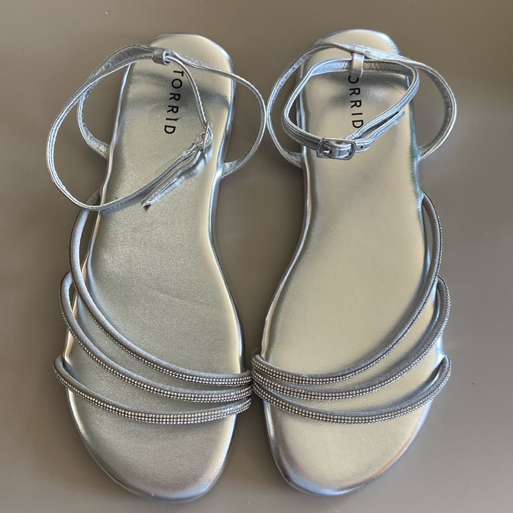 Torrid WW size 8.5 silver sandals